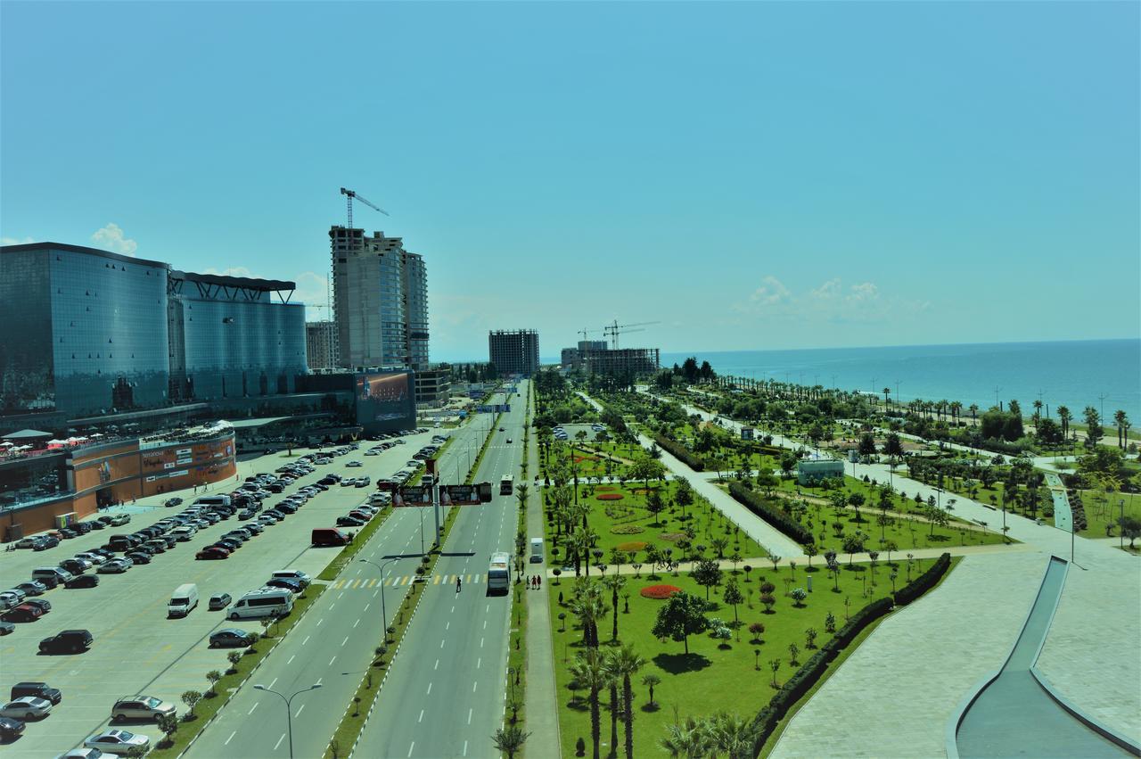 Legend Business Hotel Batumi Eksteriør billede